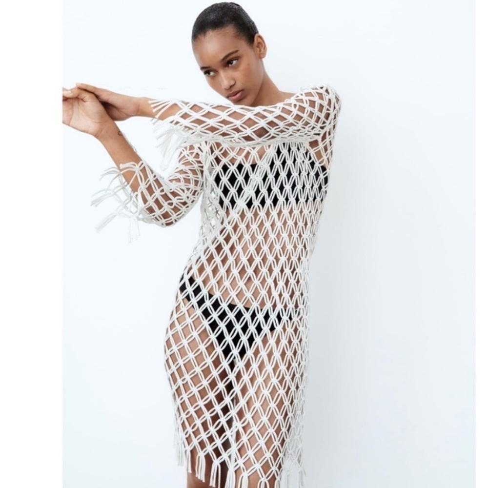 Zara Women's Black and White Swim Cover-Up Zara knit fisherman knot dress XS S